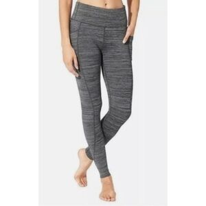 Athleta Cut Out Chaturanga Leggings